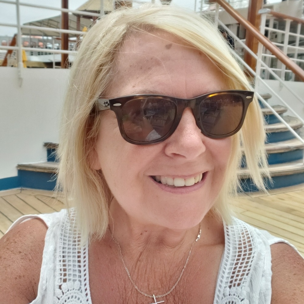 Meet your Posher, Darlene
